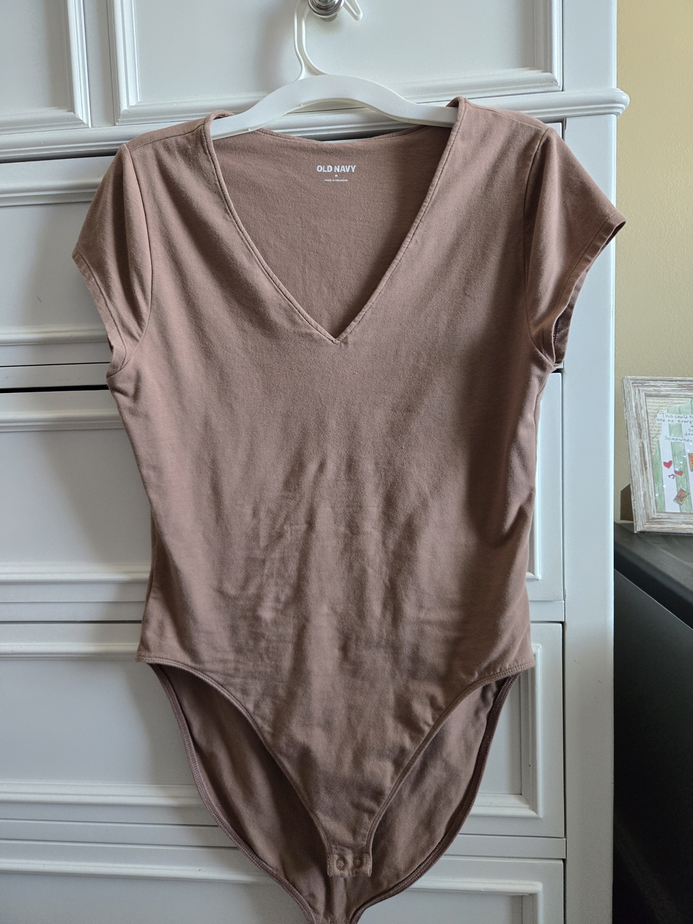 Old Navy Women's V-Neck Bodysuit in Mauve